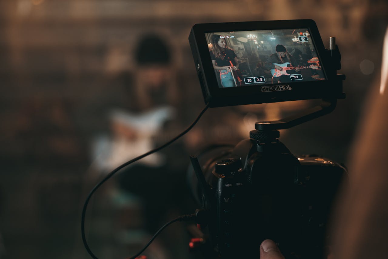 pexels kyleloftusstudios 2510428